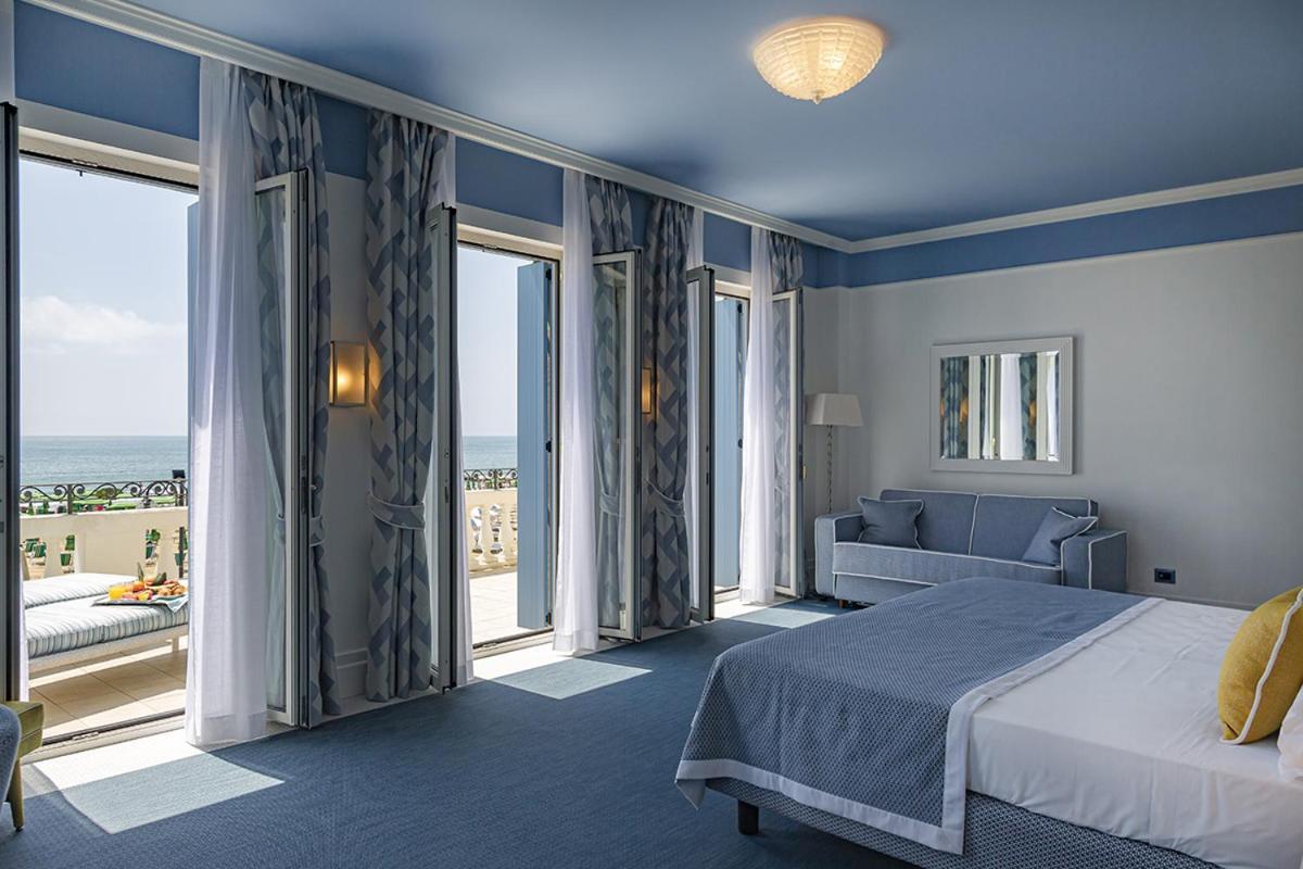 Hotel Casa Bianca Al Mare Lido di Jesolo Esterno foto