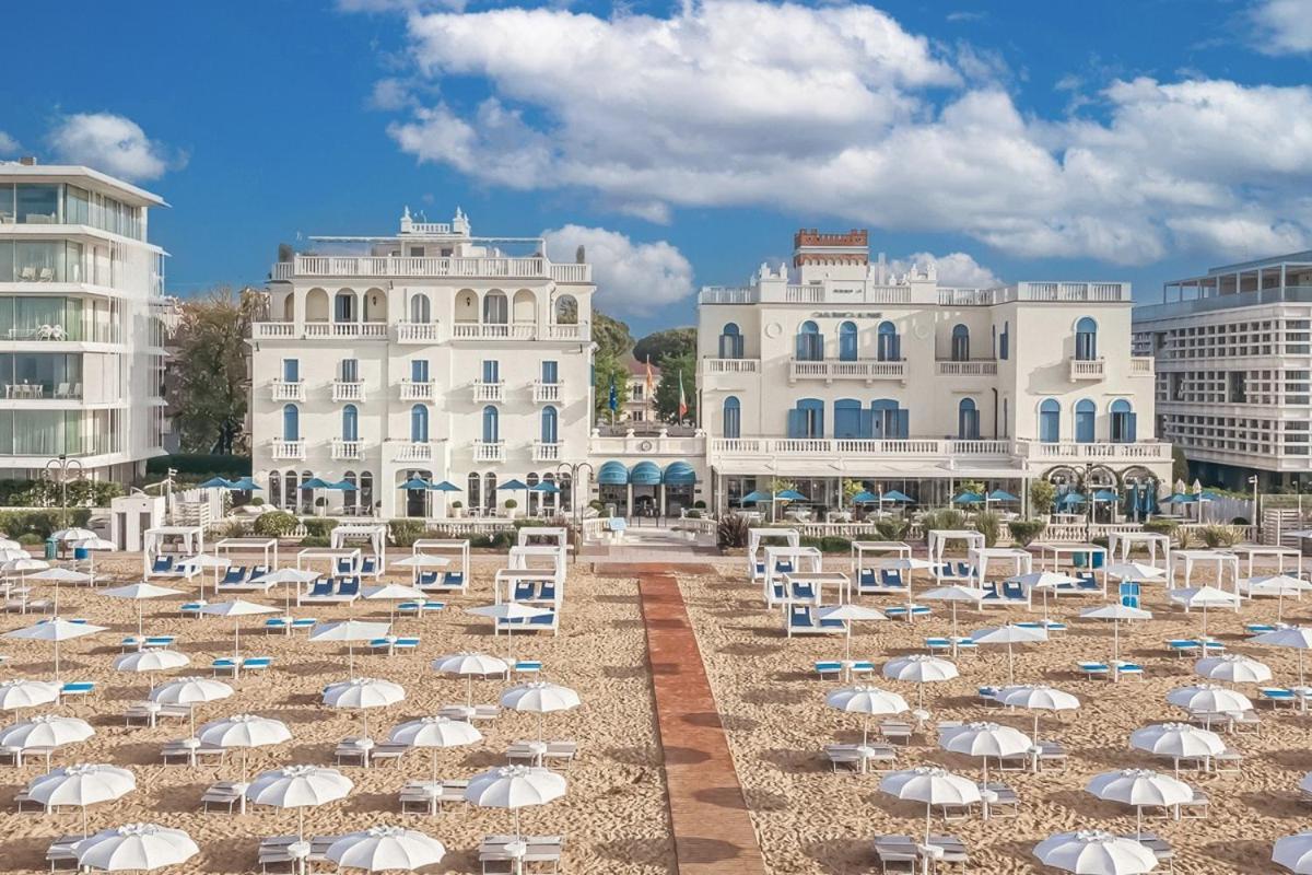Hotel Casa Bianca Al Mare Lido di Jesolo Esterno foto